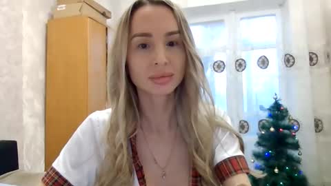 kissandbelle online show from 14, 12, 2025