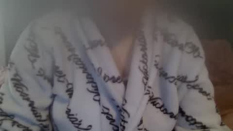 Snapshot of kissandtell1357 chatting on 27, 10, 2025 kissandtell1357 online show from 27, 10, 2025