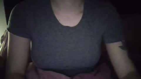 Snapshot of kissandtell1357 chatting on 19, 11, 2025 kissandtell1357 online show from 19, 11, 2025