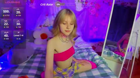 Snapshot of kisschristie__ chatting on 4, 11, 2025 christie online show from 4, 11, 2025