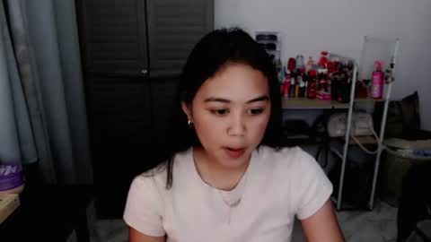 Snapshot of kisses_avery chatting on 10, 6, 2026 kisses_avery online show from 10, 6, 2026