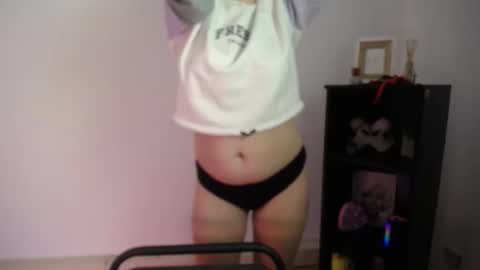 kissleoxx online show from 13, 11, 2025