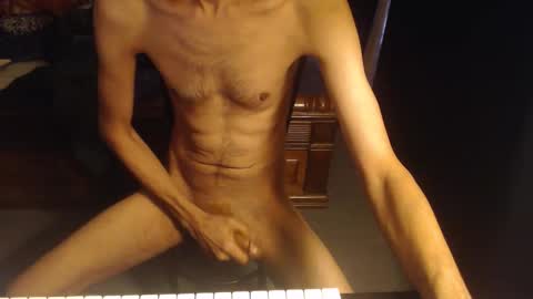 Snapshot of kissmycockandballs chatting on 26, 11, 2025 Your Man online show from 26, 11, 2025