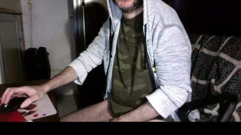 Snapshot of kissofbanned1983 chatting on 24, 11, 2025 kissofbanned1983 online show from 24, 11, 2025