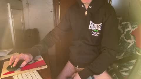 kissofbanned1983 online show from 5, 4, 2026