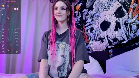 Kissthasky online show from 7, 2, 2025