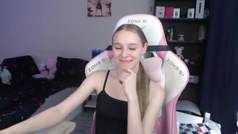 Snapshot of kitsuneyx chatting on 5, 6, 2026 kitsuneyX online show from 5, 6, 2026