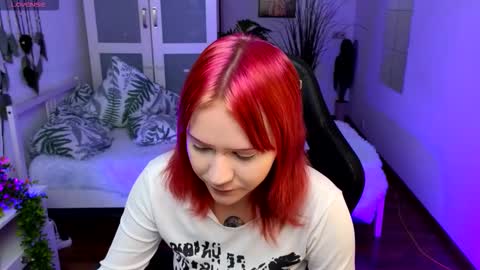 Snapshot of kitten_murray chatting on 5, 10, 2025 barbara online show from 5, 10, 2025