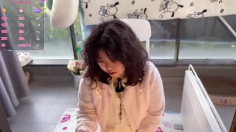 Snapshot of kittenfishing chatting on 26, 11, 2025 kit online show from 26, 11, 2025