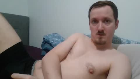 kittenfoxxx online show from 9, 1, 2025