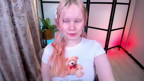 Snapshot of kittenxoann chatting on 18, 4, 2026 kittenxoann online show from 18, 4, 2026