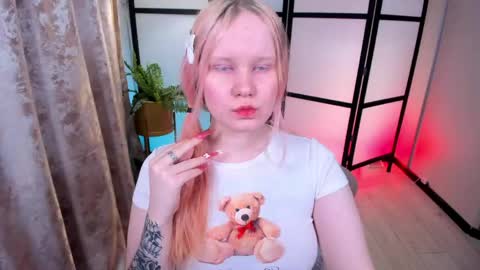 Snapshot of kittenxoann chatting on 18, 4, 2026 kittenxoann online show from 18, 4, 2026
