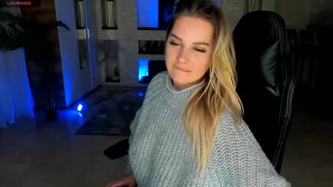 Snapshot of kittiliza chatting on 28, 2, 2025 kittiliza online show from 28, 2, 2025