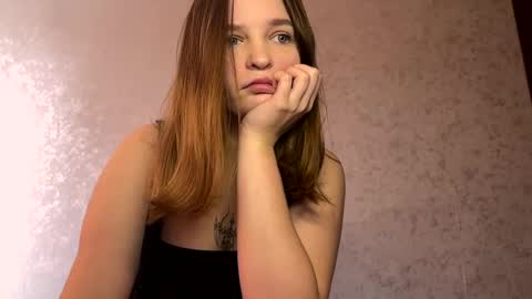 Snapshot of kitty_4you chatting on 1, 3, 2025 kitty_4you online show from 1, 3, 2025