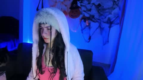 Snapshot of kitty__chs chatting on 17, 11, 2025 kitty__chs online show from 17, 11, 2025