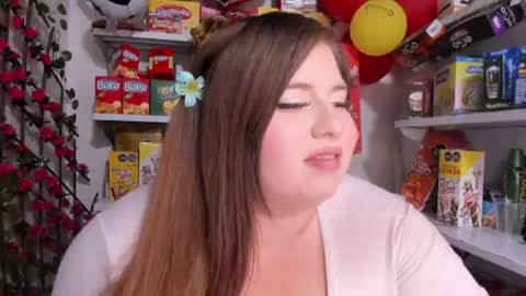 Snapshot of kitty__pinnk chatting on 4, 7, 2026 KAROL online show from 4, 7, 2026