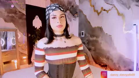 dann  online show from 30, 10, 2025