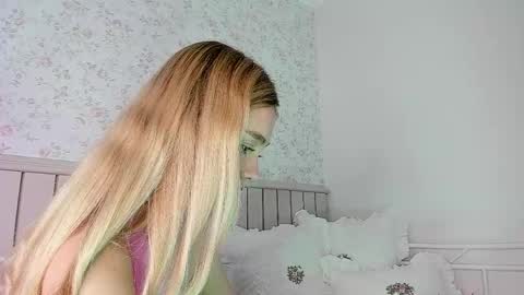 sophie online show from 2, 4, 2026