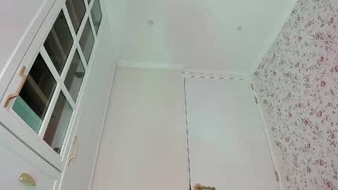 sophie online show from 18, 7, 2026