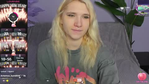 Snapshot of kitty_blondy chatting on 13, 4, 2026 kitty blondy online show from 13, 4, 2026