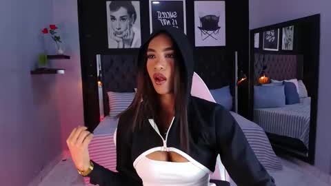 Snapshot of kitty_collins_ chatting on 12, 1, 2026 Kitty online show from 12, 1, 2026