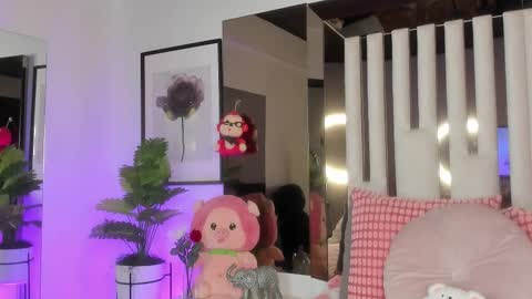 Snapshot of kitty_eliffe chatting on 2, 10, 2025 kitty online show from 2, 10, 2025