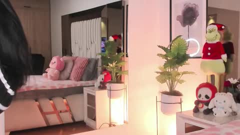 Snapshot of kitty_eliffe chatting on 2, 12, 2025 kitty online show from 2, 12, 2025