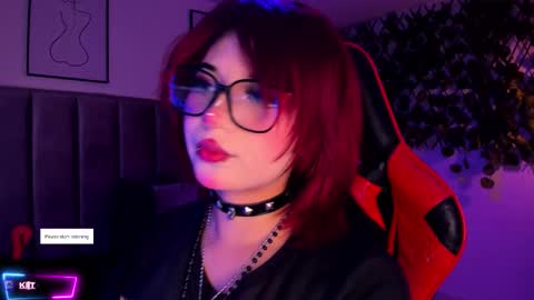 Snapshot of kitty_gang chatting on 24, 10, 2025 Camila online show from 24, 10, 2025