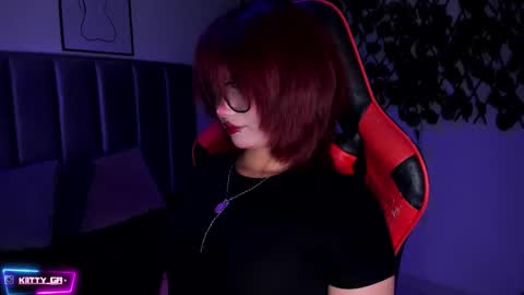 Snapshot of kitty_gang chatting on 14, 11, 2025 Camila online show from 14, 11, 2025