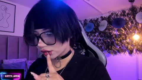 Camila online show from 7, 4, 2026