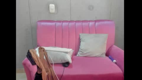 Snapshot of kitty_rose6147 chatting on 1, 11, 2025 kitty rose online show from 1, 11, 2025