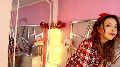 Snapshot of kittybloom_ chatting on 11, 11, 2025 Kitty online show from 11, 11, 2025