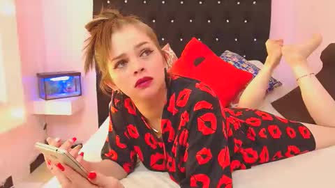 paola online show from 2, 12, 2024