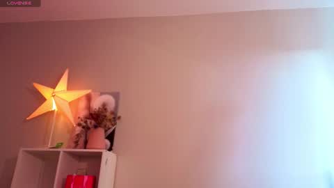 Snapshot of kittycha0s chatting on 19, 7, 2026 Allison online show from 19, 7, 2026