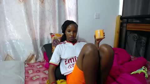 Snapshot of kittyfay_ chatting on 11, 5, 2026 Fay online show from 11, 5, 2026