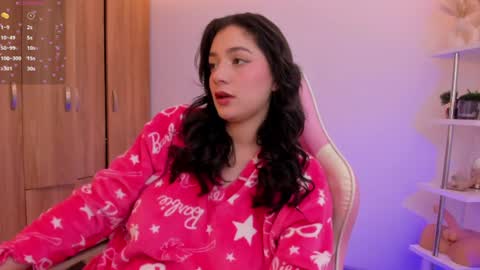 Snapshot of kittyfeet2 chatting on 29, 7, 2026 kitty online show from 29, 7, 2026