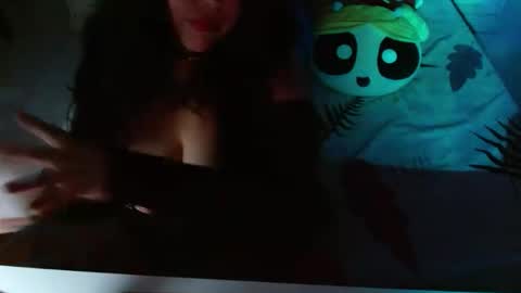 Snapshot of kittyk3 chatting on 24, 9, 2025 Dannita online show from 24, 9, 2025