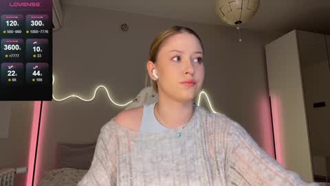 Monika online show from 22, 2, 2026