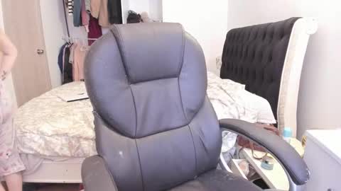 kittywantslove23 online show from 8, 2, 2026