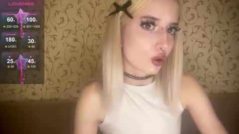 kittywithu online show from 21, 10, 2025