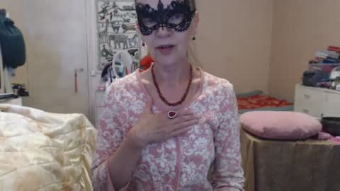 KiuminBerry online show from 25, 7, 2026