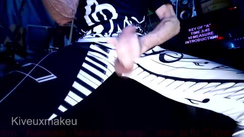 kiveuxmakeu online show from 10, 4, 2026