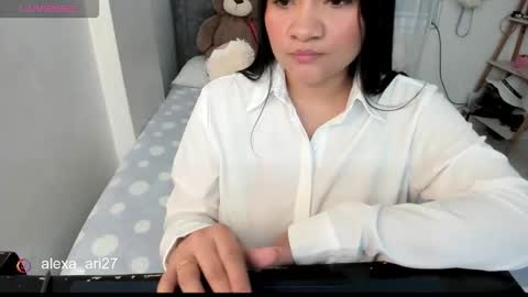 Snapshot of kixua chatting on 4, 2, 2026 kixua online show from 4, 2, 2026