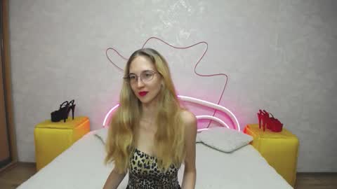 Klary online show from 19, 9, 2025