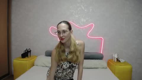 Klary online show from 15, 10, 2025