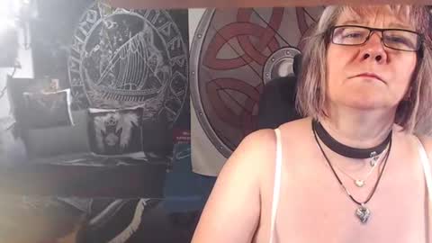 Snapshot of kleiner_teufel chatting on 12, 6, 2026 Michelle online show from 12, 6, 2026