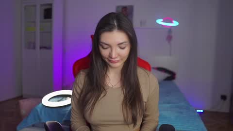 Alice online show from 5, 12, 2024