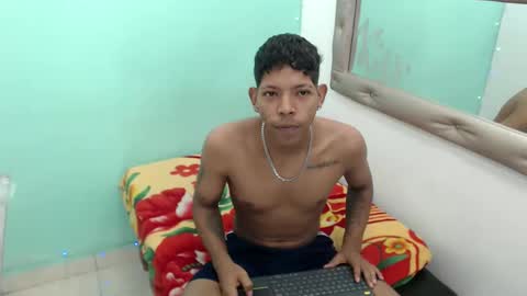 Snapshot of kloe_matias chatting on 21, 9, 2025 kloe matias online show from 21, 9, 2025