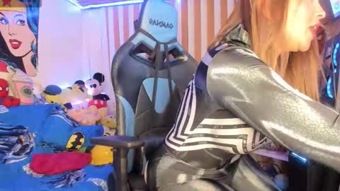 Snapshot of kloelamaravilla18 chatting on 26, 11, 2025 kloelamaravilla18 online show from 26, 11, 2025