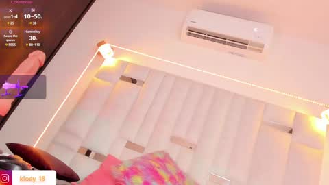 Snapshot of kloey_hoot chatting on 7, 12, 2024 Kloey online show from 7, 12, 2024